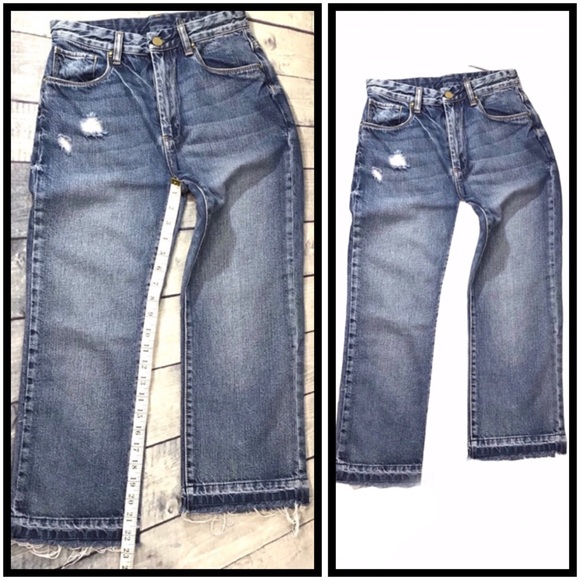 Blank NYC Distressed Cropped Denim Jeans | 24 - Picture 2 of 12